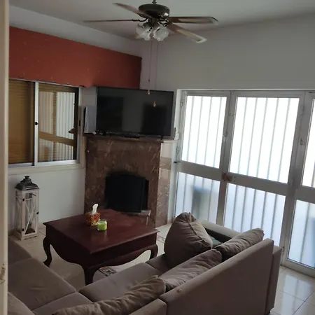 Comfortable And Homely In Paphos, Cyprus Appartamento